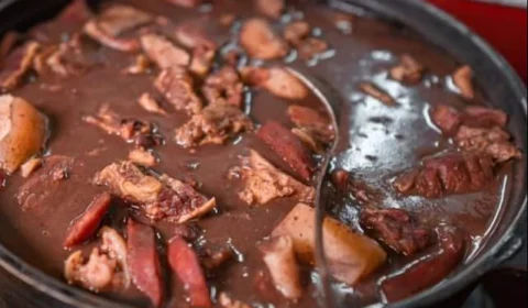 Feijoada solidária apoia causa de criança com doença de pele rara em Manaus