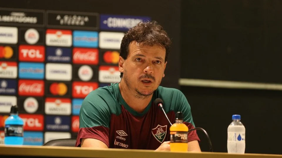 Protesto nas Laranjeiras e vitória: Veja o que disse Fernando Diniz