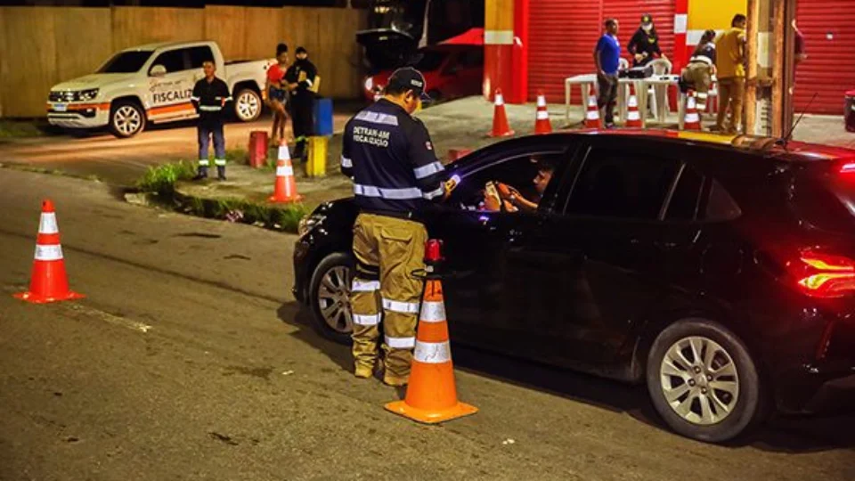 Detran-AM registra mais de 200 autuações no feriadão em Manaus
