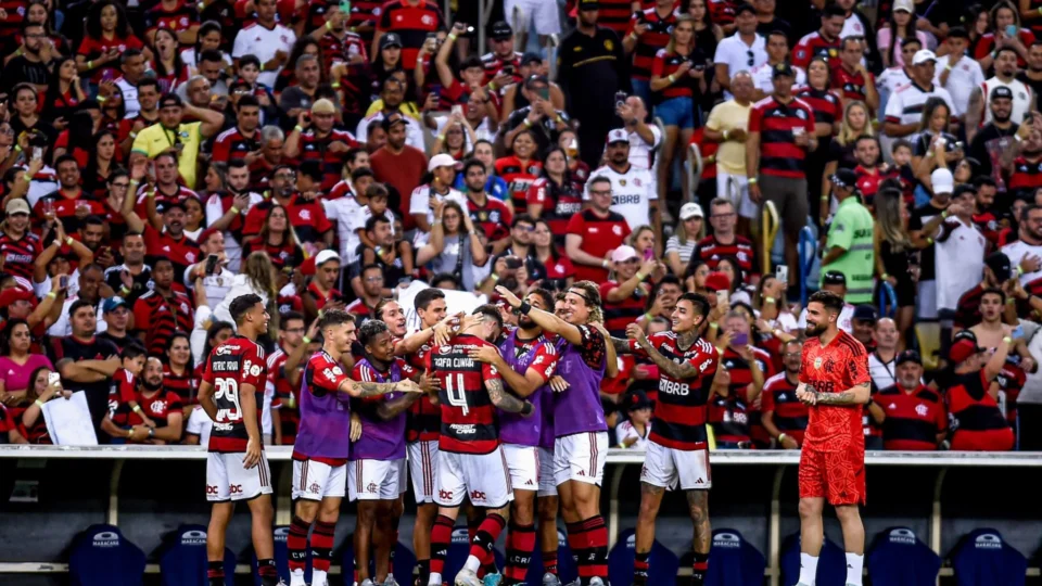 Flamengo x Cruzeiro: veja escalações e horário do jogo neste sábado, 27