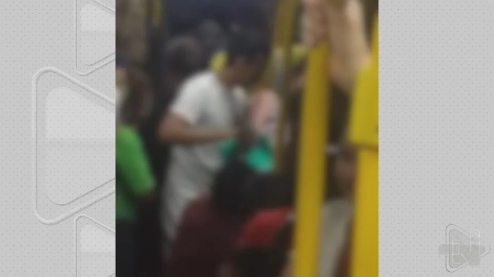 VÍDEO: idoso é ferido em assalto a ônibus da linha 640 na Zona Norte de Manaus