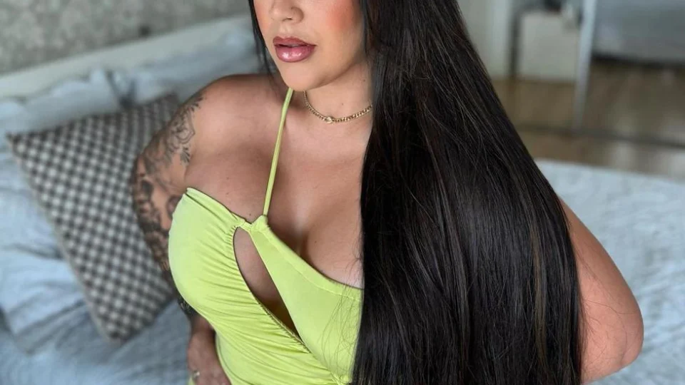 Corpo da influencer fitness Luanne Jardim é sepultado no RJ; morte é investigada