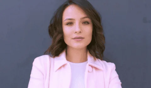 Larissa Manoela afirma ter ‘zero contato’ com família após briga patrimonial