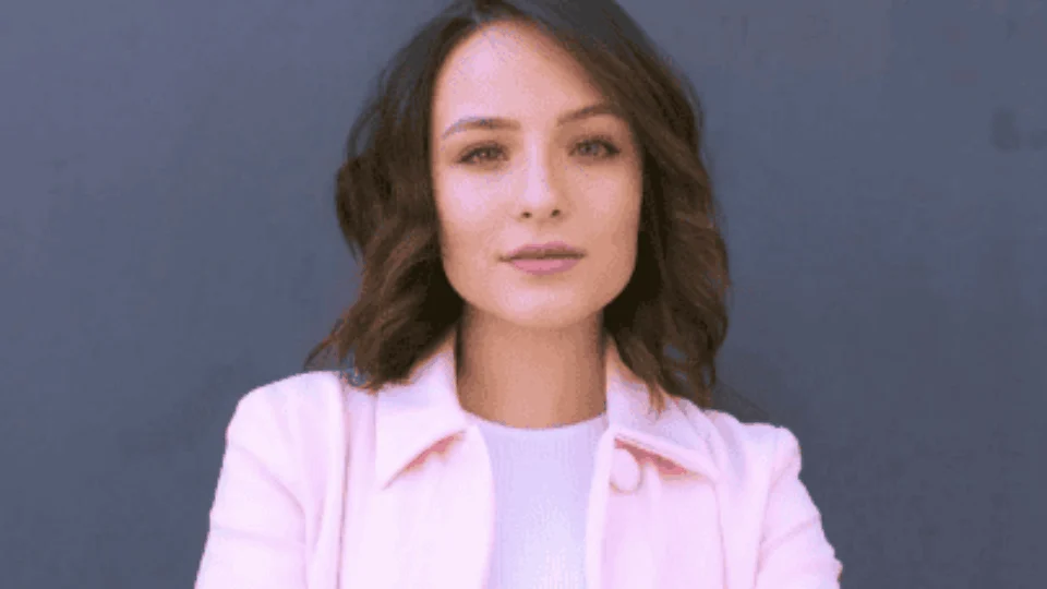 Larissa Manoela rompe com mãe e assume carreira como própria empresária