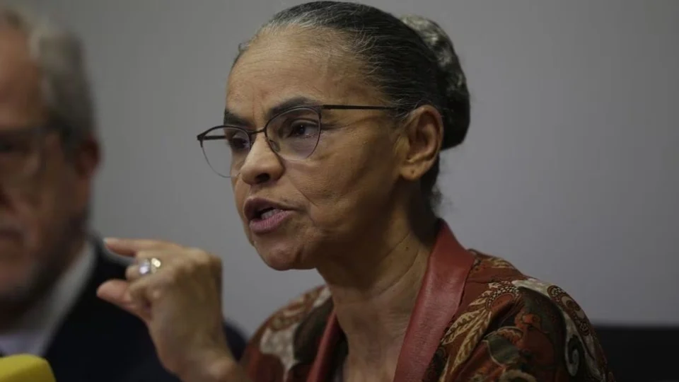 Marina Silva recebe alta após internação por covid em São Paulo
