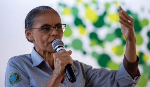 Marina Silva afirma que governo vive crise dos seis meses ‘diferente’