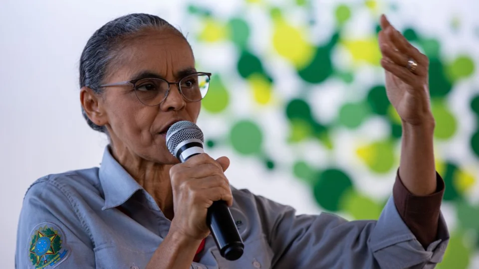 Marina Silva afirma que governo vive crise dos seis meses ‘diferente’