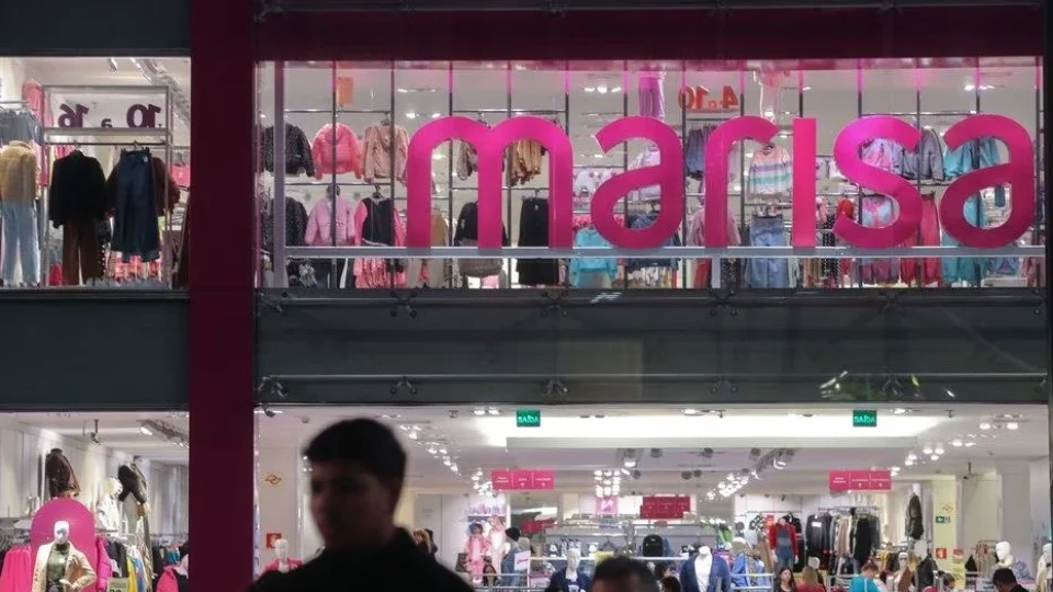 Com dívida de R$ 461 milhões, Marisa anuncia fechamento de 91 lojas no Brasil