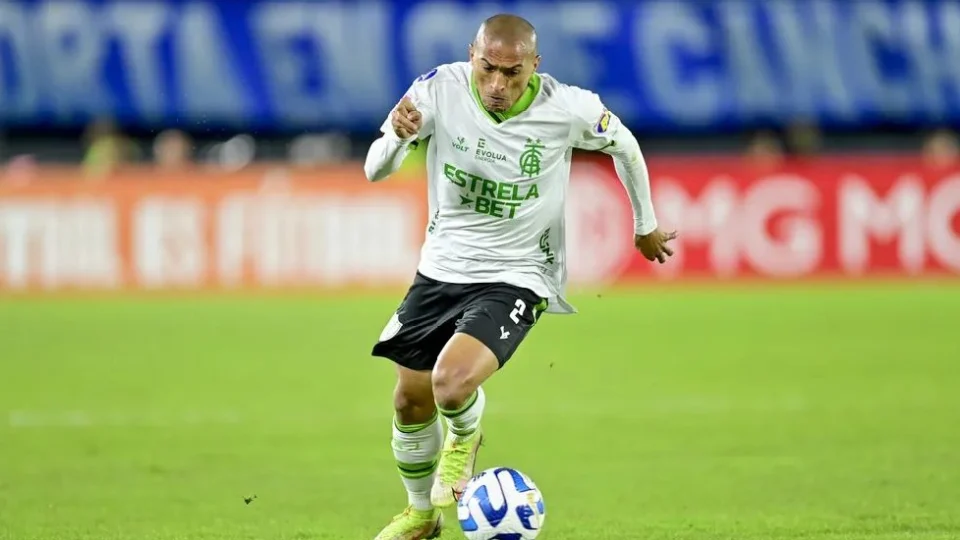 Nino Paraíba pede demissão do América-MG após ser citado em operação da MP