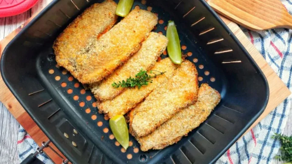 Receita Fácil – Peixe empanado na airfryer: opção prática pronta em 35 minutos