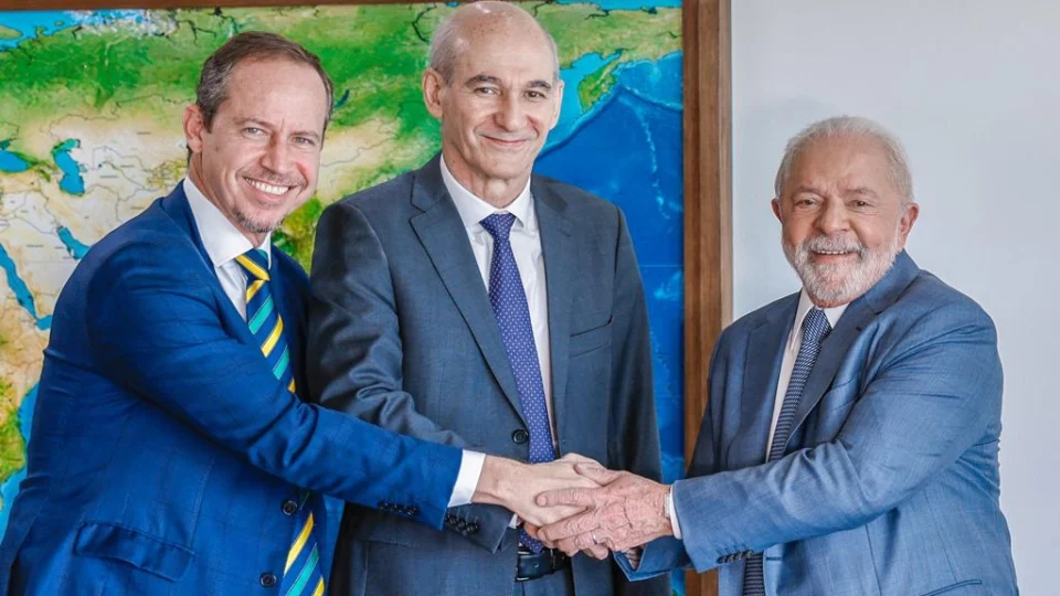 General Marcos Amaro dos Santos é oficialmente nomeado ministro-chefe do GSI