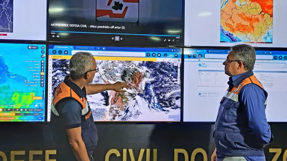 Cheia 2023: Amazonas tem 14 cidades em situação de alerta e 44 em atenção