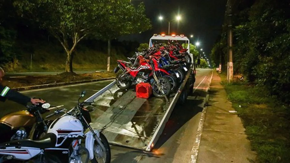 Rolezinho: Detran-AM dispersa movimento da madrugada em Manaus