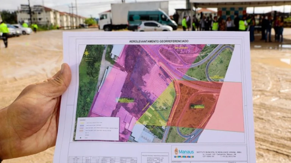 Manaus assina ordem de serviço para construção do Terminal 7
