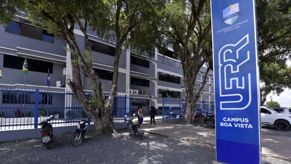 Uerr abre seletivo para professores temporários de Medicina