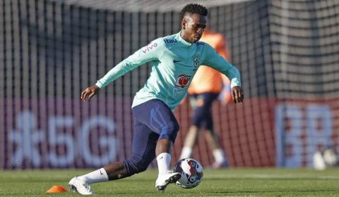 Clubes do RJ prestam solidariedade a Vinicius Jr após ataques racistas