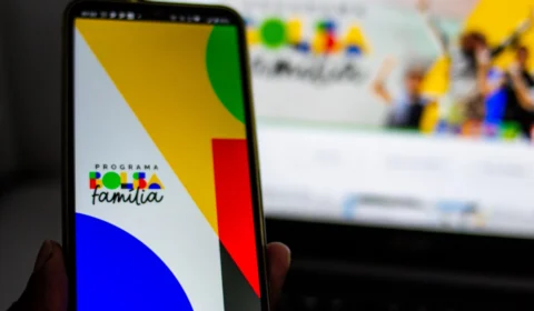 Bolsa Família e Auxílio Gás são pagos a beneficiários com NIS final 2