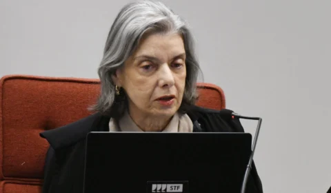 Ministra do STF permite que Cid e coronel Lawand fiquem em silêncio na CPMI