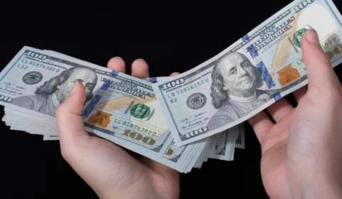 Loteria americana premia apostador com US$ 1,22 bilhão