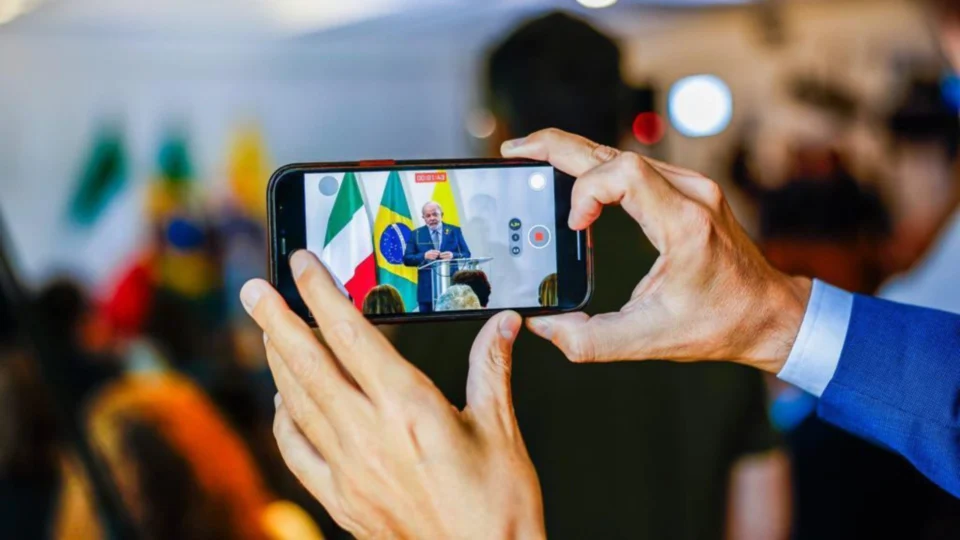 É injusto gastar bilhões em guerra quando há fome no mundo, diz Lula