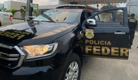 Operação ‘Lucas 12:2’: PF faz buscas em endereços de Mauro Cid e do pai