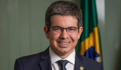 Conselho de Ética: Randolfe protocola denúncia contra Marcos do Val