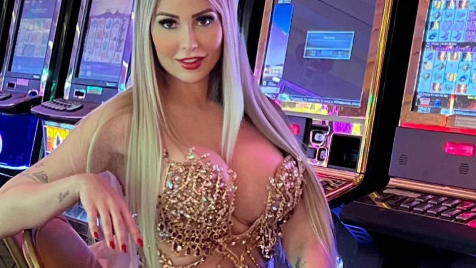 Lygia Fazio, modelo e jornalista, morre aos 40 anos, após sofrer AVC