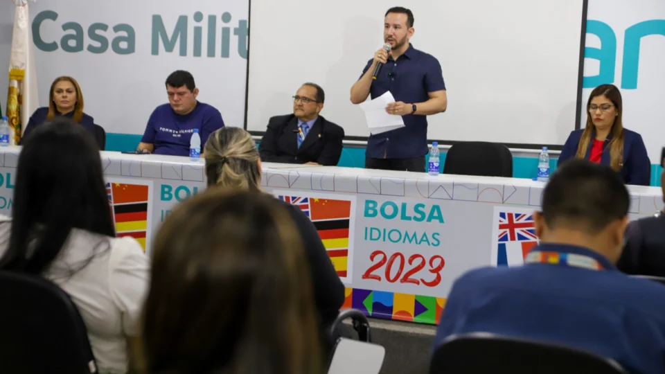 Data de entrega de documentos do Bolsa Idiomas é prorrogada em Manaus