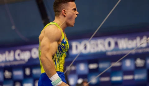 Caio Souza lidera ginástica artística em etapa da Copa do Mundo na Croácia