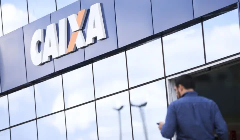 Caixa divulga que vai começar a cobrar tarifa Pix a partir de julho; entenda
