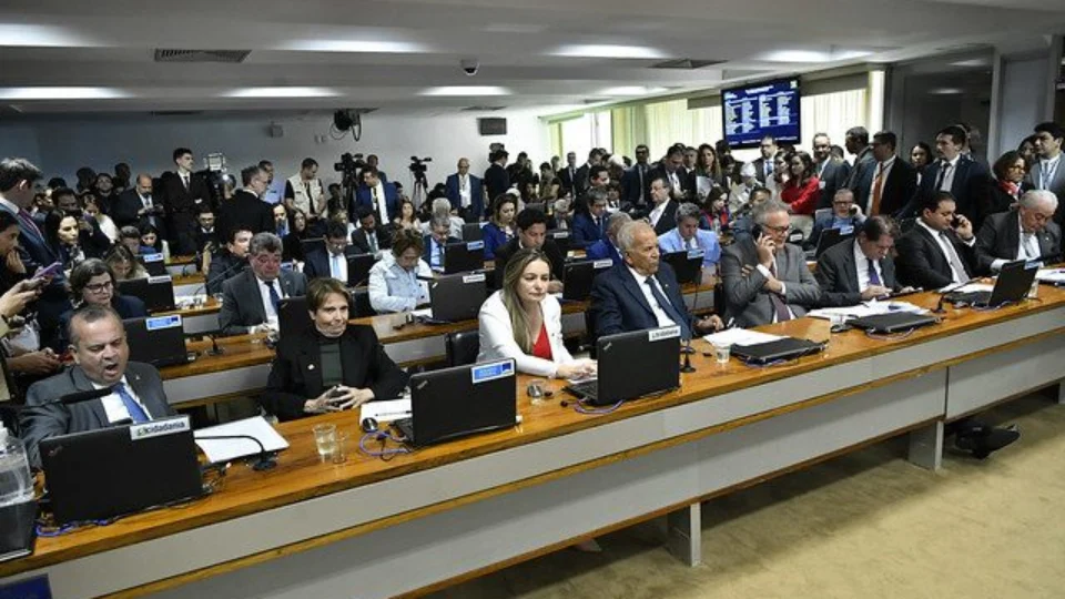 Senado: CAE aprova prorrogação da desoneração em folha avança