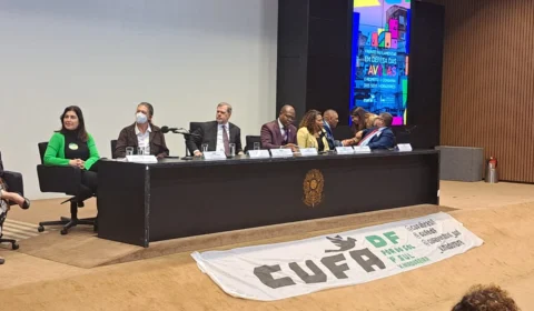 Frente Parlamentar em Defesa das Favelas é lançada na Câmara Federal