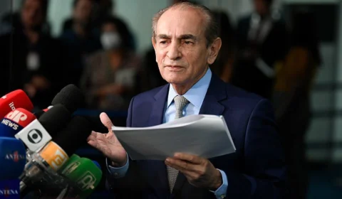 Senadores do MDB confirmam apoio ‘unânime’ a Zanin para vaga no STF