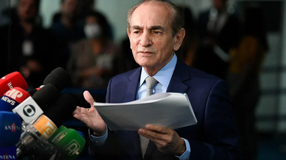 Senadores do MDB confirmam apoio ‘unânime’ a Zanin para vaga no STF