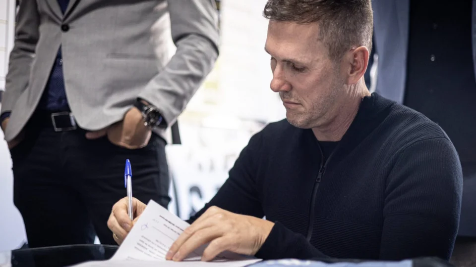 Paulo Turra é anunciado como novo técnico do Santos FC