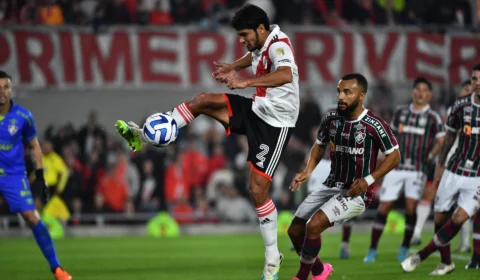 Fluminense perde para o River Plate por 2 a 0 e adia chance de classificação