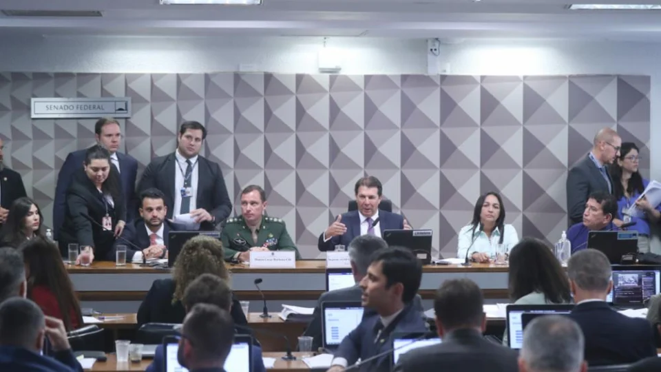 CPMI aprova quebra de sigilo de Cid, Lawand e Silveira Vasques