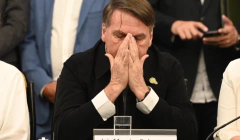 Defesa de Bolsonaro diz que PIX de R$ 17 milhões é ‘absolutamente lícito’