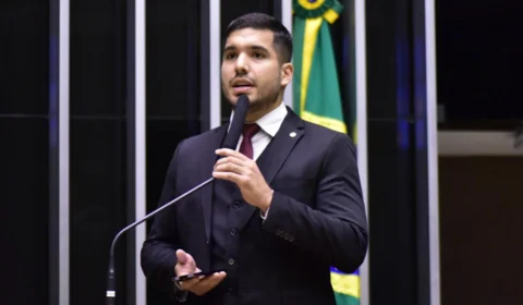 PGR defende arquivamento de inquérito contra deputado André Fernandes