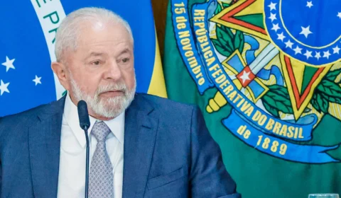 Lula autoriza negociar Funasa e discute trocas em bloco com centrão