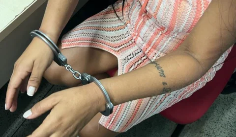 Vídeo: mulher denuncia que foi torturada por PM dentro de casa em Manaus