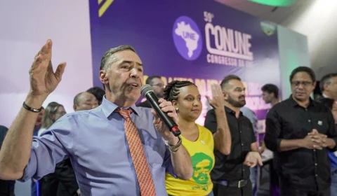 Oposição pede impeachment de Barroso após ministro criticar bolsonarismo