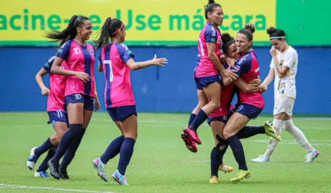Times de futebol feminino recebem incentivo de R$ 7,5 milhões no AM