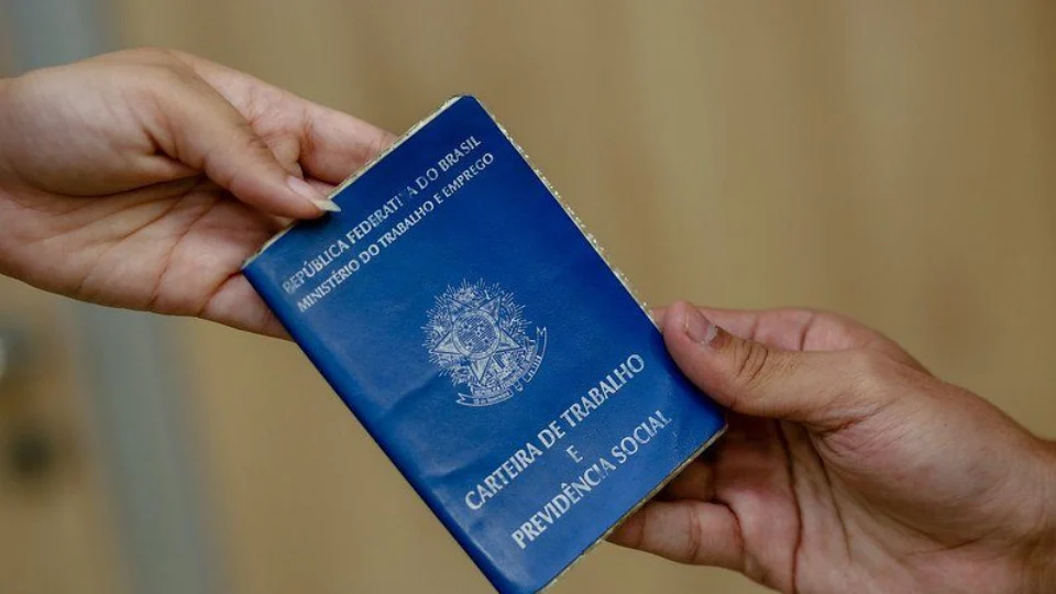 Sine-AM divulga 56 vagas de emprego nesta quarta, 6; confira lista completa