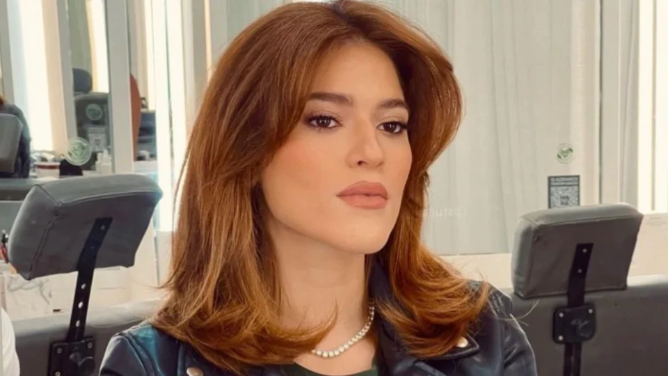 Ana Clara reclama de vizinhos após episódios de segregação em elevadores