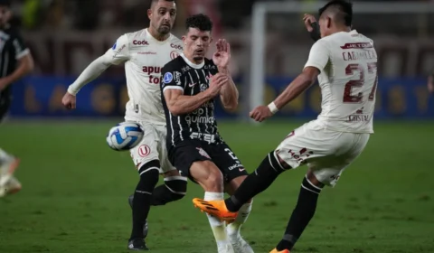Corinthians vence Universitario e se classifica na Sul-Americana