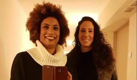 “Quem mandou matar minha esposa”, questiona Monica em aniversário de Marielle