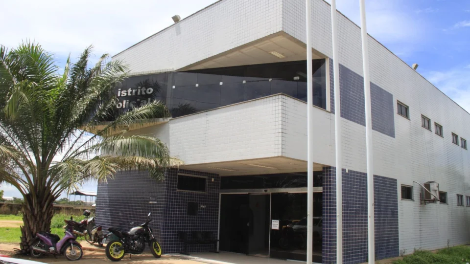 RR: Casal é preso com 1kg de cocaína na calha do telhado em Jardim Primavera