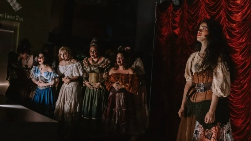 ‘Cabaré Chinelo’ apresenta 2 sessões no Teatro Amazonas; confira datas