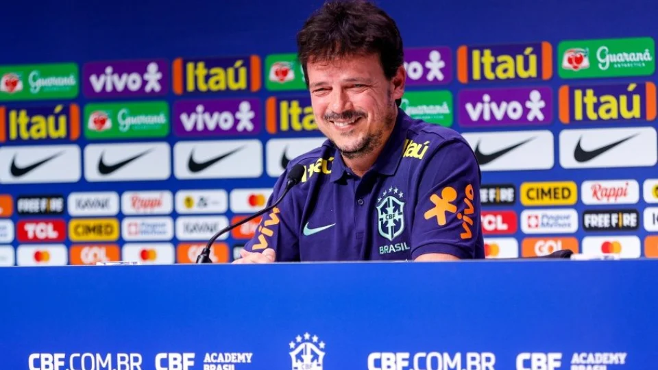 ‘Vou convocar os melhores que eu achar’, afirma Fernando Diniz sobre a Seleção